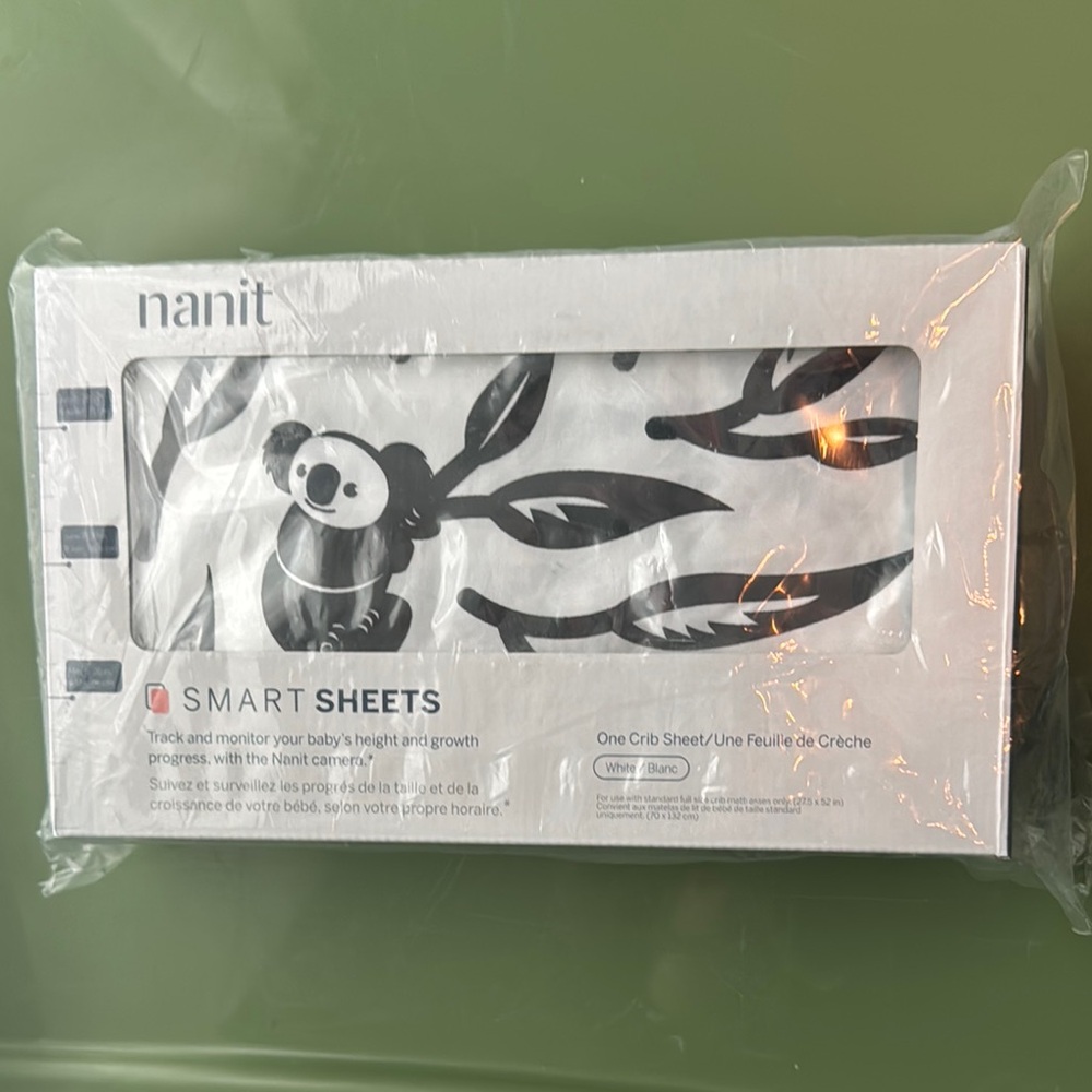 Nanit Smart Sheets - White and Black